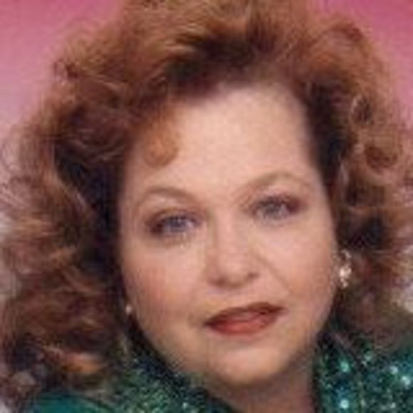 Meet your Posher, April - Picture 1 of 1